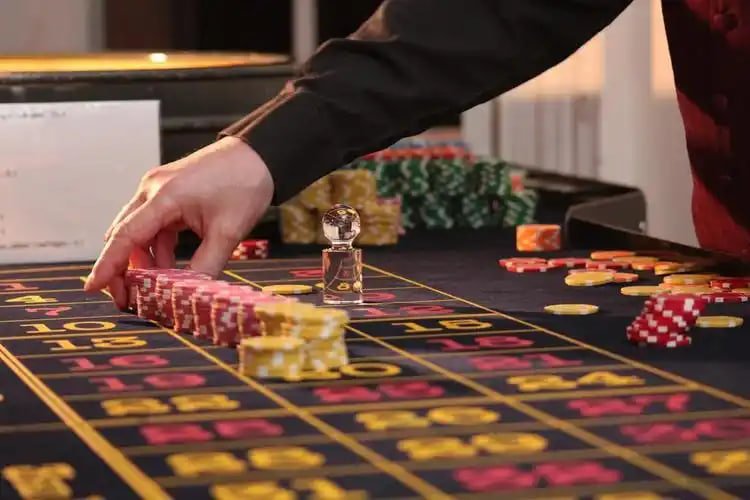 Live casino and slot online categories at 10jili login platform